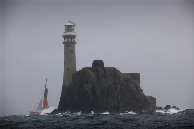 Vincent Riou’s PRB rounding Fastnet Rock, 2011 Rolex Fastnet Race ©  Rolex/Daniel Forster http://www.regattanews.com